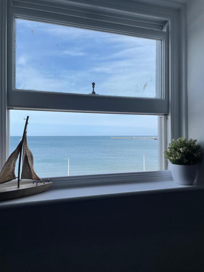 The Loft- Relaxing Flat Only Seconds From The Beach. Lägenhet Weymouth Exteriör bild